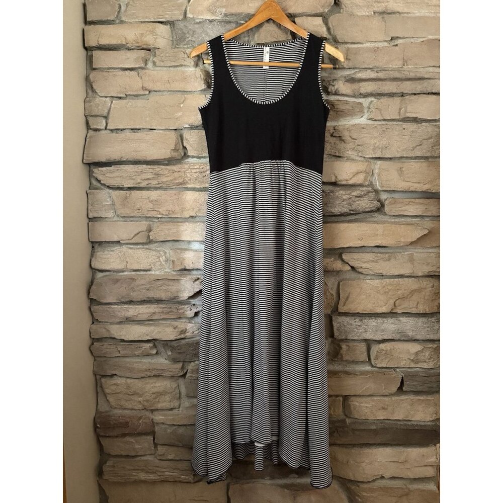 Indigenous Organic Cotton Maxi Dress Black White Striped Sleeveless Size Small